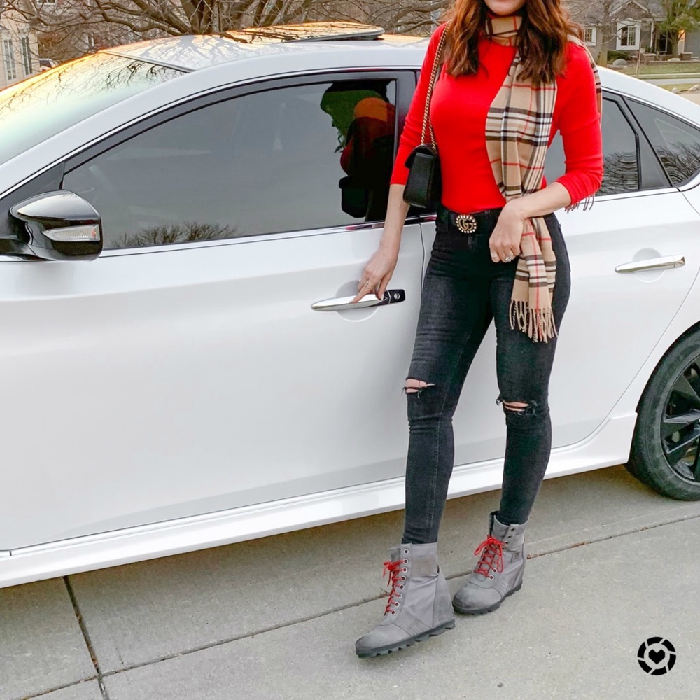 Sorel Lexie wedge boot!!